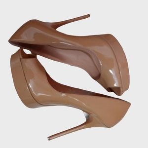 Vince Camuto Peep- Toe Platform Heels/Size9M